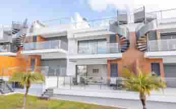Bungalow en Torrevieja, España, zona de la Punta prima, 2 dormitorios, 85 m2 - #BOL-AM-01273