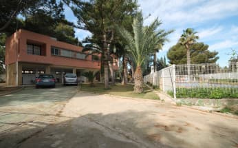 House in Torrevieja, Spain, Los balcones area, 6 bedrooms, 315 m2 - #ASV-ER-02808/866