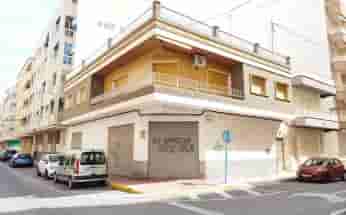 Casa en Torrevieja, España, zona de la Acequion, 5 dormitorios, 170 m2 - #BOL-ED1-002