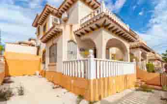 Bungalow en Orihuela Costa, España, zona de la Lomas de Cabo Roig, 2 dormitorios, 97 m2 - #BOL-7552