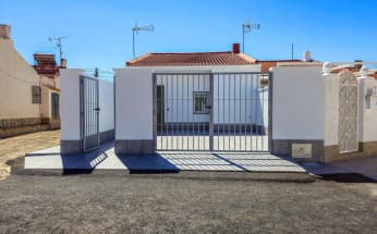 Bungalow in Torrevieja, Spain, Torretas area, 2 bedrooms, 45 m2 - #BOL-TO-EU-31