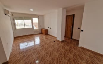 Apartment in Torrevieja, Spain, Centro area, 4 bedrooms, 110 m2 - #BOL-US-1624