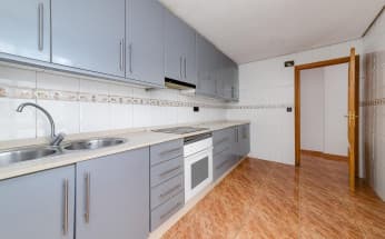 Apartment in Torrevieja, Spain, Centro area, 4 bedrooms, 101 m2 - #BOL-NA143