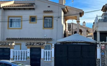 Bungalow in Orihuela Costa, Spain, La Zenia area, 2 bedrooms, 90 m2 - #BOL-OPS12-53