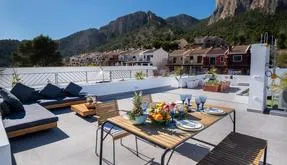 Buy an Villa in Spain. Urbanizaciones area, 3 bedrooms, 200 m2 - photo 6