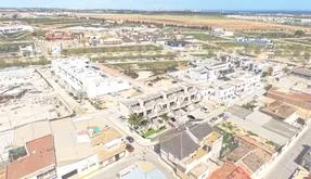 Buy an Bungalow in Spain. Zona Pueblo area, 2 bedrooms, 77 m2 - photo 4