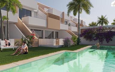 Comprar un Bungalow en España. Zona de la  Zona Pueblo, 2 dormitorios, 77 m2