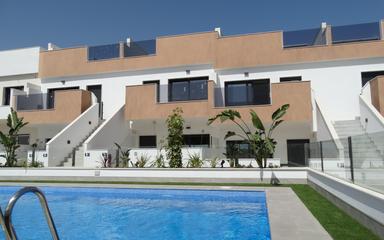Bienes raíces en España comprar. Zona de la  Zona Pueblo, 2 dormitorios, 86 m2