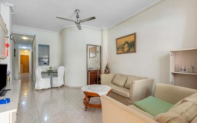 Недвижимость в Испании, Торревьеха. Район Habaneras, 2 спальни, 71 м2