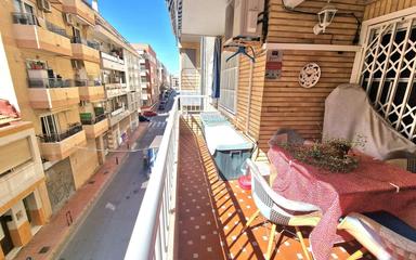 Buy real estate in Torrevieja, Spain. Playa del cura area, 3 bedrooms, 88 m2