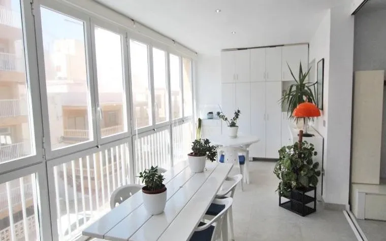 Bienes raíces en España, Guardamar del Segura. Zona de la  Pueblo, 2 dormitorios, 101 m2