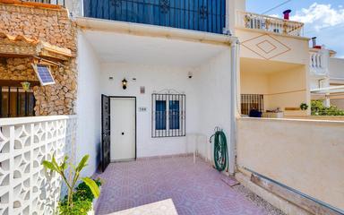 Duplex en Torrevieja, España. Zona de la  La Siesta - El Salado - Torreta, 2 dormitorios, 57 m2