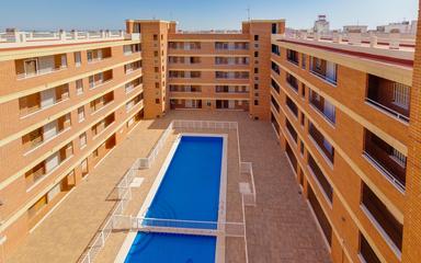 Apartment for sale in Torrevieja, Spain. Playa de los Naufragos area, 2 bedrooms, 79 m2