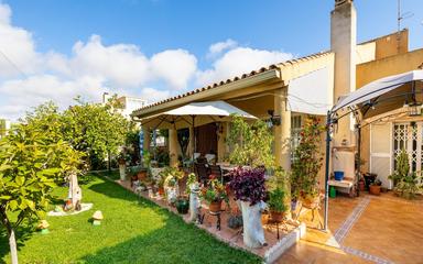 Недвижимость Торревьеха, продается Таунхаус. Район Aguas Nuevas, 4 спальни, 187 м2