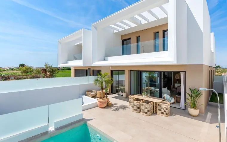 Spain Town house buy. Comunidad valenciana area, 3 bedrooms, 143 m2