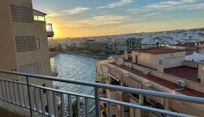 Torrevieja, España. Comprar un Piso. Zona de la  Playa del cura, 1 dormitorio, 56 m2 - photo 2