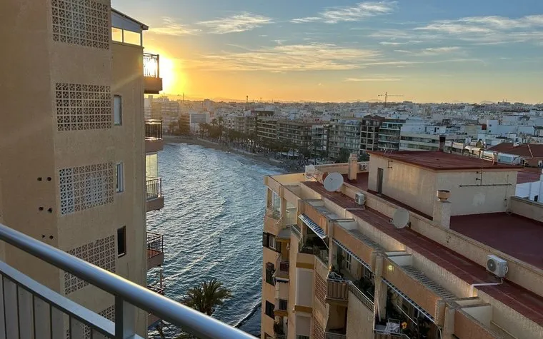 Torrevieja, España. Comprar un Piso. Zona de la  Playa del cura, 1 dormitorio, 56 m2