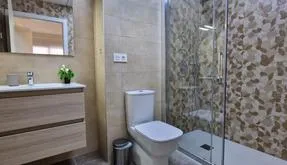 Comprar un Piso en Torrevieja, España. Zona de la  Centro, 2 dormitorios, 86 m2 - photo 5