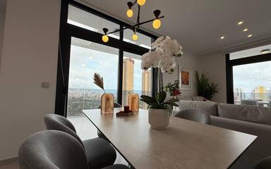 Недвижимость в Испании, Бенидорм. Район Playa de Poniente, 3 спальни, 94 м2