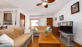 Comprar un Piso en Torrevieja, España. Zona de la  La Mata, 2 dormitorios, 80 m2 - photo 5