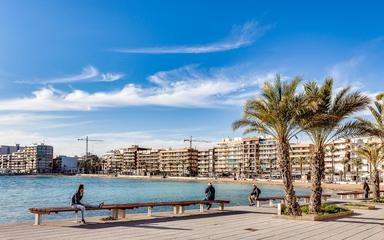 Torrevieja, bienes raíces. Zona de la  Playa del Cura, 3 dormitorios, 108 m²