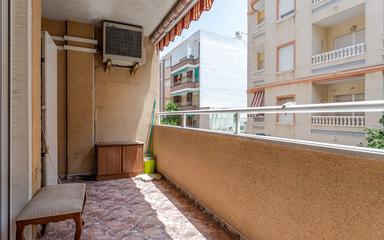 Comprar un Piso en Torrevieja, España. Zona de la  Playa del Cura, 3 dormitorios, 97 m²