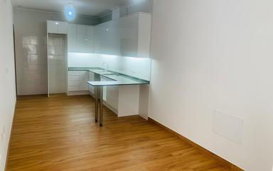 Comprar un Piso en Torrevieja, España. Zona de la  Playa del Cura, 2 dormitorios, 130 m²