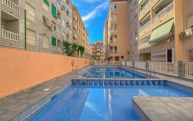 Torrevieja bienes raíces, Ático en venta. Zona de la  Acequión, 2 dormitorios, 52 m²