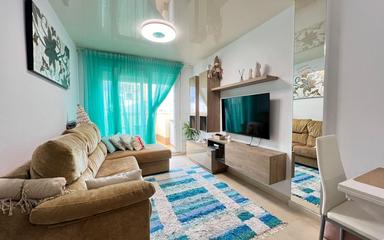 Torrevieja, España. Bienes raíces. Zona de la  Playa de los Locos, 2 dormitorios, 81 m²