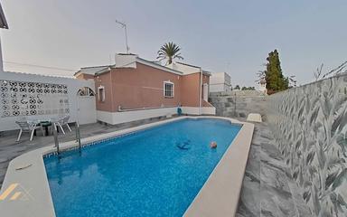 Torrevieja, bienes raíces. Zona de la  San luis, 3 dormitorios, 135 m²