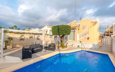 Orihuela Costa, Spain. Buy an Villa . Punta Prima area, 3 bedrooms, 88 m2