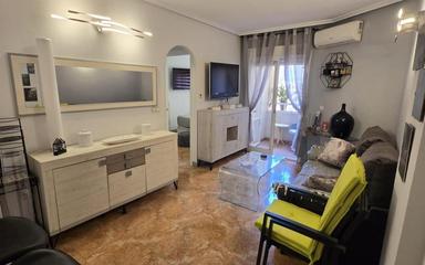 Piso en Torrevieja, España. Zona de la  torrevieja, 2 dormitorios, 64 m²