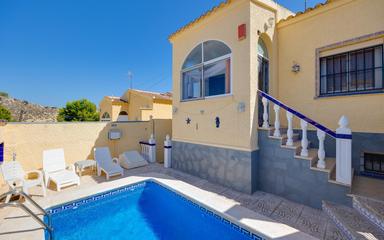 Bienes raíces en España comprar. Zona de la  La Marina, 3 dormitorios, 114 m2