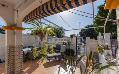 Comprar un Bungalow en España, Torrevieja. Zona de la  Carrefour, 2 dormitorios, 54 m2