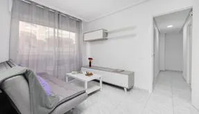 Piso en Torrevieja, España. Zona de la  Playa de los locos, 2 dormitorios, 74 m2 - photo 4