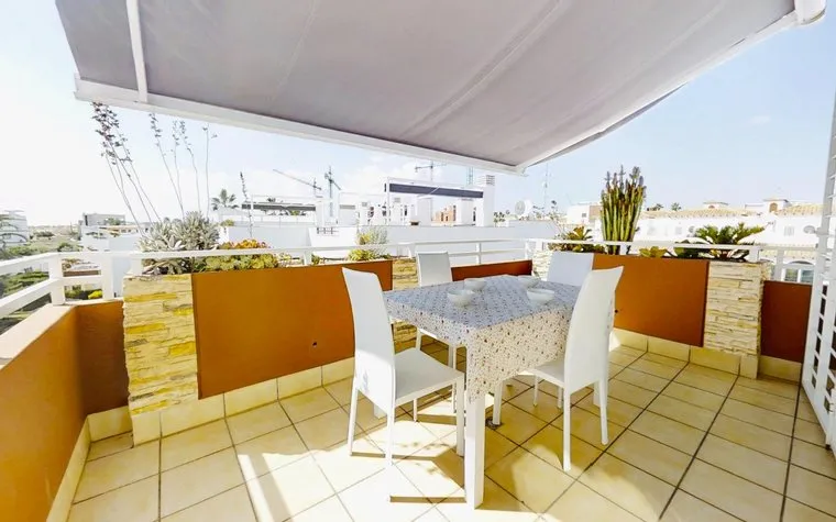 Comprar una propiedad en Orihuela Costa, España. Zona de la  La Ciñuelica, 2 dormitorios, 75 m2