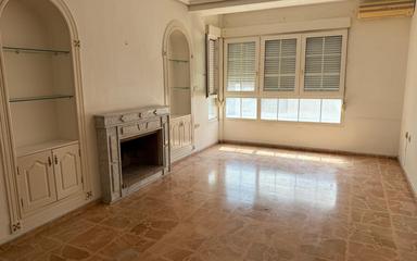 Buy an Apartment in Spain, Torrevieja. torrevieja area, 5 bedrooms, 218 m²