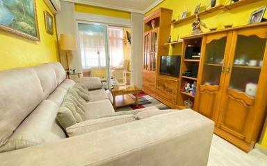 Comprar un Piso en Guardamar del Segura, España. Zona de la  Los secanos, 2 dormitorios, 100 m²