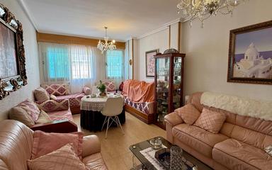 Property in Torrevieja. Centro area, 3 bedrooms, 98 m²