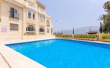 Torrevieja, недвижимость. Район Los Frutales, 2 спальни, 75 m²