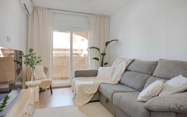 Apartment for sale in Torrevieja, Spain. Playa de los Locos area, 3 bedrooms, 120 m²