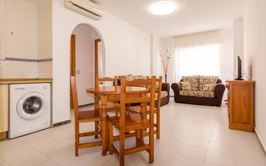 Property in Torrevieja. Centro area, 2 bedrooms, 78 m²