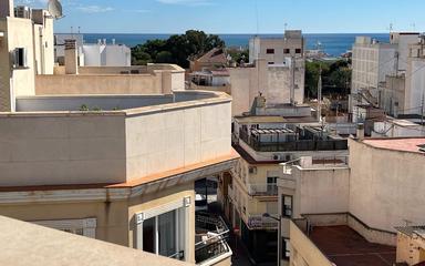 Недвижимость в Гуардамар дел Сегура. Район Pueblo, 3 спальни, 185 m²