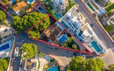 Comprar una vivienda en Torrevieja, España. Zona de la  Los Balcones, 3 dormitorios, 257 m²