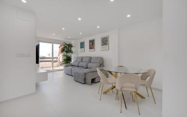 Comprar un Piso en España, Torrevieja. Zona de la  Playa de los Náufragos, 3 dormitorios, 102 m²