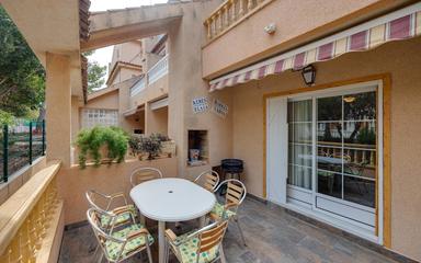 Comprar una vivienda en Torrevieja, España. Zona de la  Rocio del mar, 3 dormitorios, 72 m2