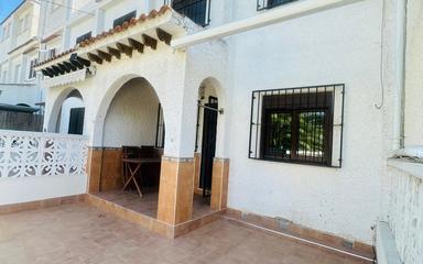 Property in Torrevieja. Calas blanca area, 3 bedrooms, 96 m²