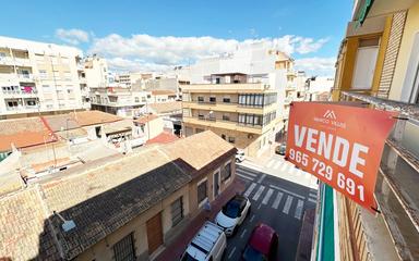 Buy an Apartment in Guardamar del Segura, Spain. Pueblo area, 4 bedrooms, 148 m²