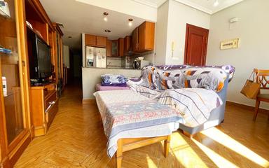 Buy an Penthouse in Torrevieja, Spain. Paseo maritimo area, 3 bedrooms, 94 m²