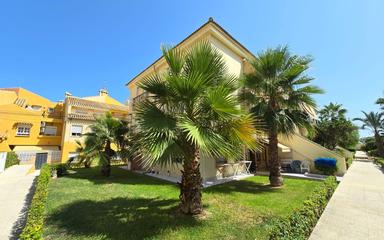 Недвижимость в Испании, Торревьеха. Район Eliseos playa, 2 спальни, 48 м2